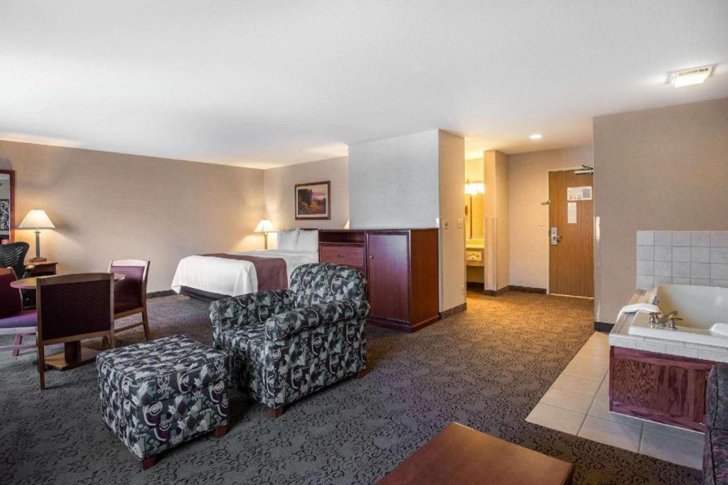 Quality Inn Burlington Extérieur photo